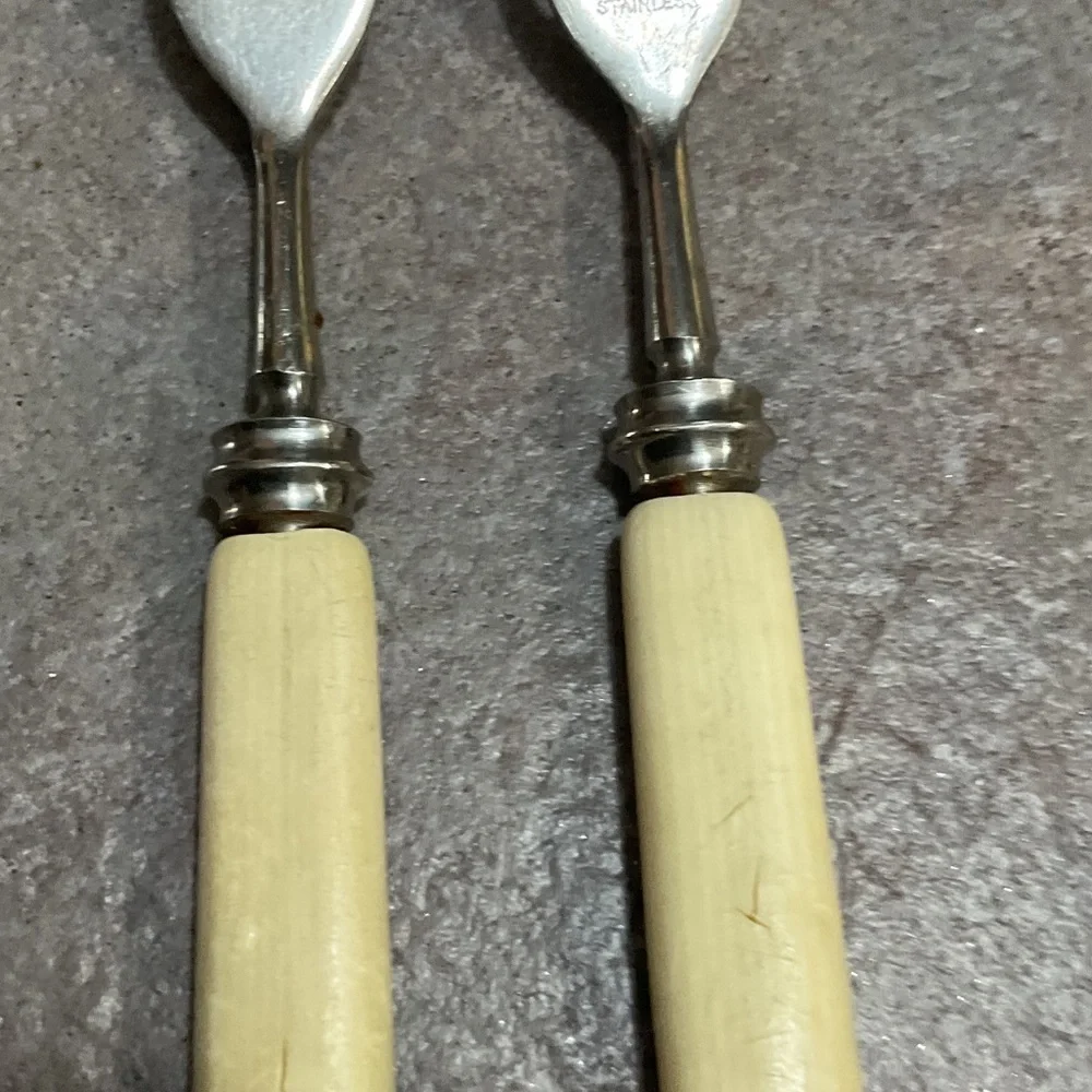 Vintage Cream and Yellow Cutlery Set